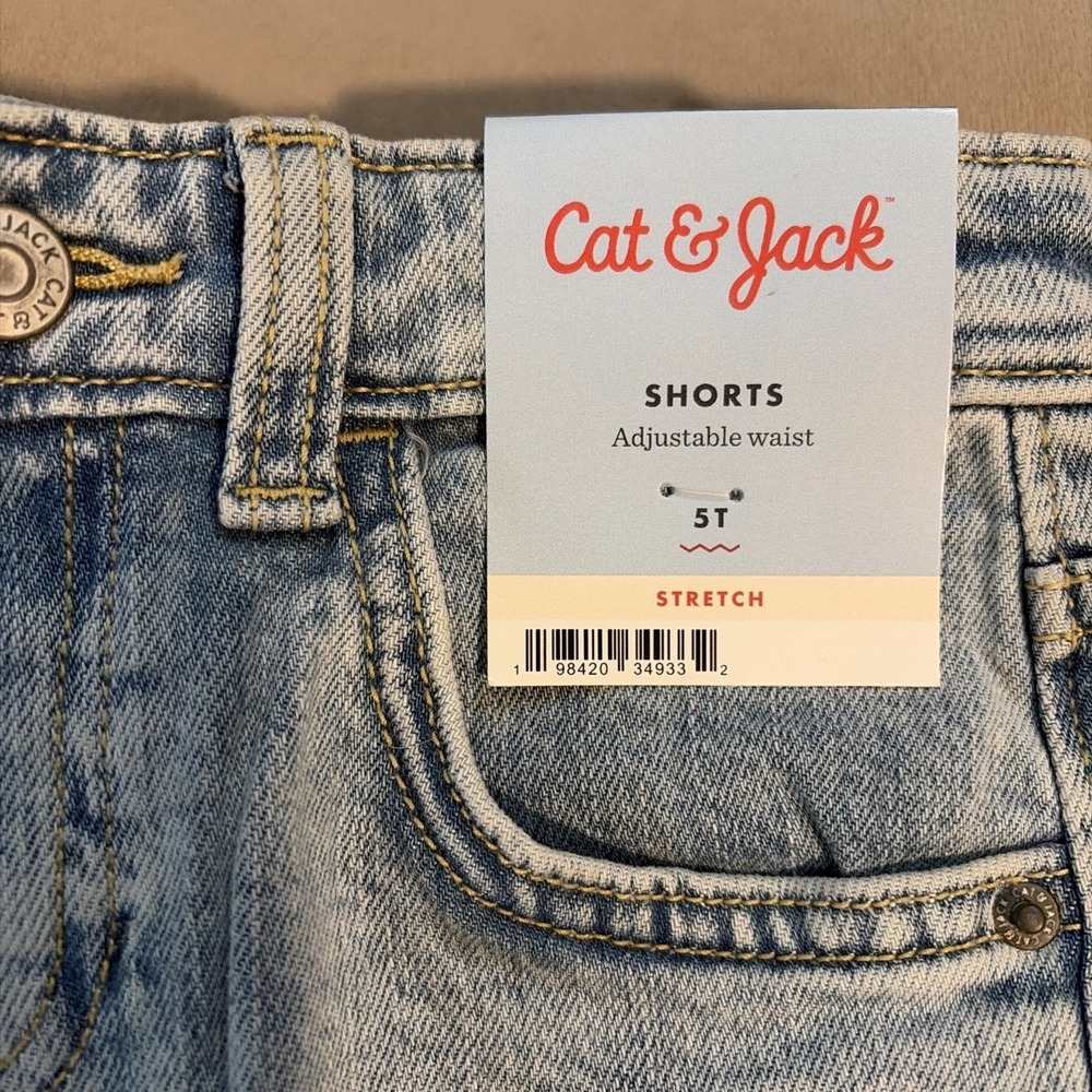 Cat & Jack Adjustable Waist Light Wash Jean Shorts - 5T - Picture 4 of 4